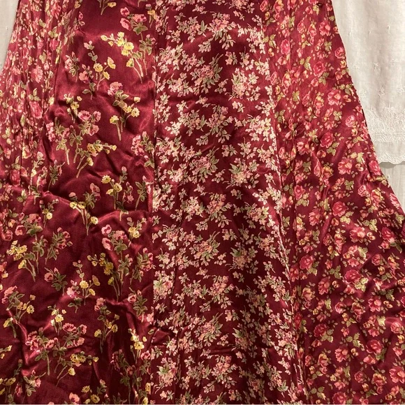 Vintage April Cornell Satiny Floral Skirt - Picture 5 of 14